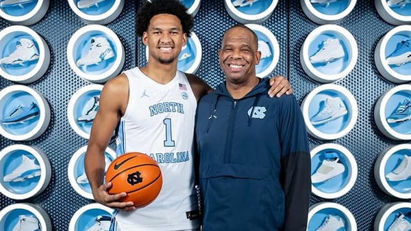 Maximo Adams, Hubert Davis