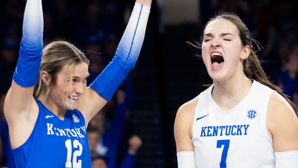 Kentucky volleyball's Molly Tuozzo (left) and Eva Hudson - UK Athletics