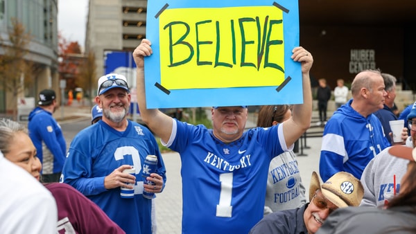 Kentucky football loses at Vanderbilt (Photo via KSR's Mont Dawson)