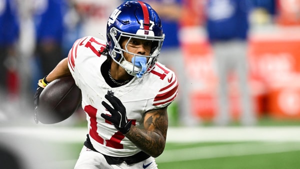 bbnfl-wandale-robinson-has-career-day-ray-davis-returns-kick-for-td