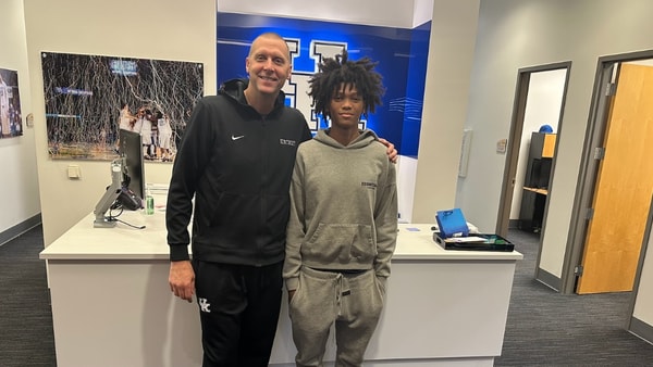 Chase Lumpkin with Kentucky head coach Mark Pope (Photo provided by Chase Lumpkin)