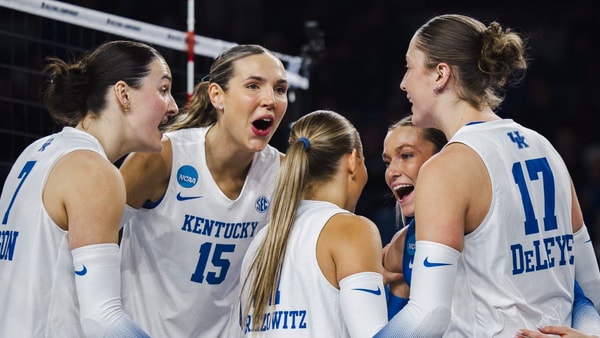 Kentucky volleyball sweeps Cal Poly in the Sweet 16 - Aaron Perkins, Kentucky Sports Radio