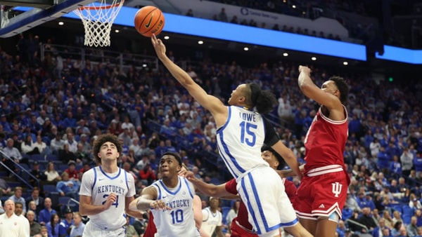 Kentucky PG Jaland Lowe attacks the rim against Indiana, via Dr. Michael Huang, KSR