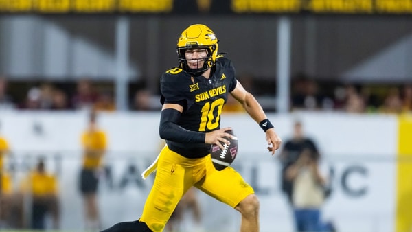 Oct 25, 2025; Tempe, Arizona, USA; Arizona State Sun Devils quarterback Sam Leavitt (10) against the Houston Cougars at Mountain America Stadium. Mandatory Credit: Mark J. Rebilas-Imagn Images
