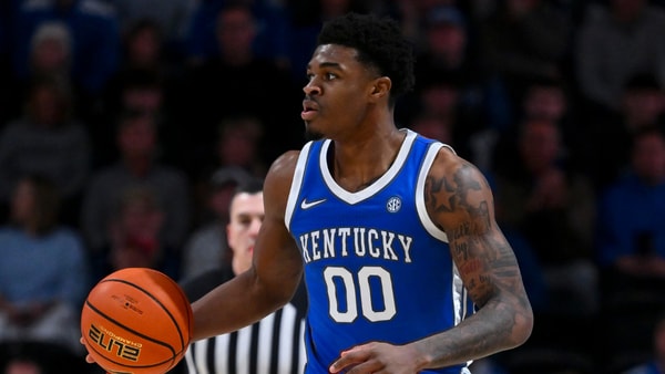 Jan 27, 2026; Nashville, Tennessee, USA; Kentucky Wildcats guard Otega Oweh (00) brings the ball up court against the Vanderbilt Commodores during the first half at Memorial Gymnasium. Mandatory Credit: Steve Roberts-Imagn Images