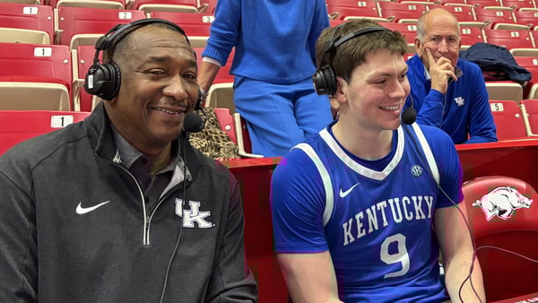 trent-noah-kentucky-arkansas-postgame-interview-no-shoes