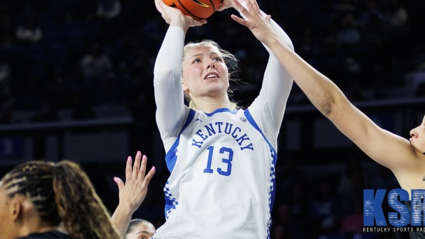 clara-strack-named-to-lisa-leslie-center-of-the-year-top-10-midseason-list