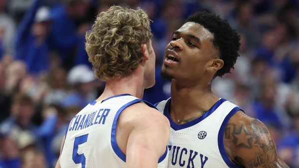 Collin Chandler and Otega Oweh celebrate a play during Mississippi vs Kentucky on 1/24/2026 - Dr. Michael Huang, Kentucky Sports Radio/On3