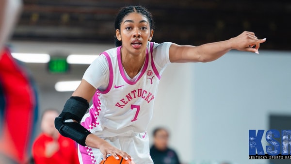 kentucky-wbb-falls-in-ap-poll-after-going-toe-to-toe-against-vandy