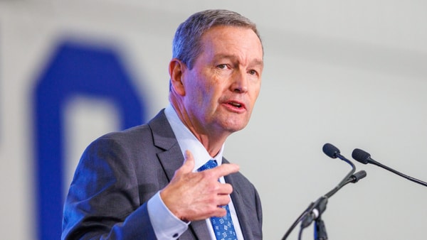 mitch-barnhart-retirement-kentucky-athletic-director