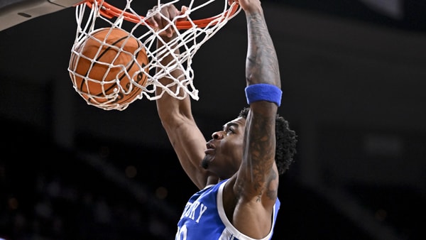 texas-am-trived-on-turnovers-and-fast-break-points-against-kentucky