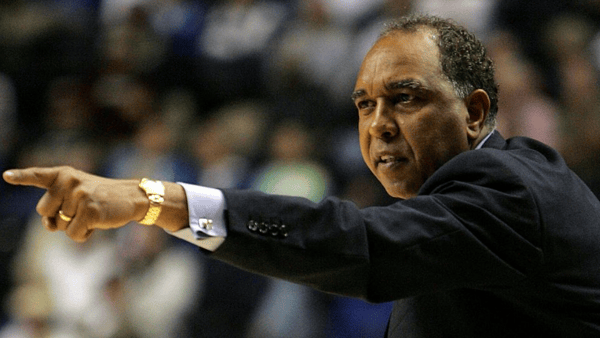 john-calipari-reacts-to-kentucky-retiring-tubby-smiths-jersey