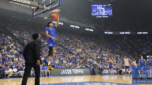 kentucky-mbb-eager-play-front-fans-following-big-blue-madness