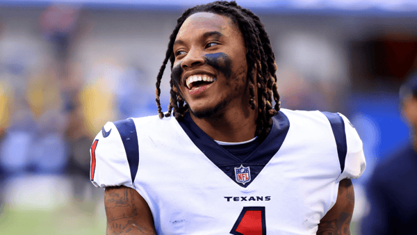 lonnie-johnson-NFL-Production-Sells-Kentucky-to-wildcat-Recruits