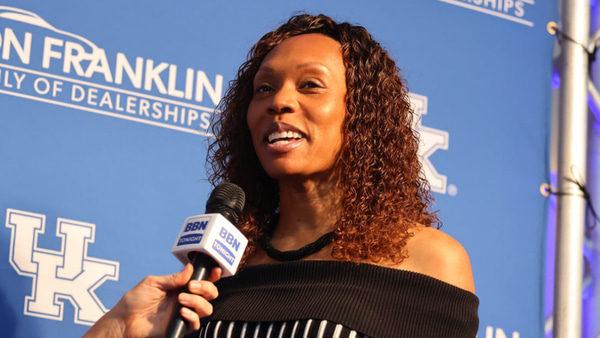 kyra-elzy-embracing-change-culture-for-kentucky-wbb
