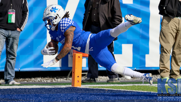 wandale-robinson-sets-uk-single-season-receptions-record