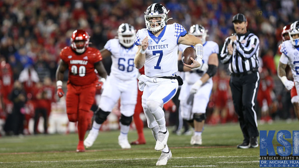 ls-down-kentucky-destroys-louisville-once-again-52-21