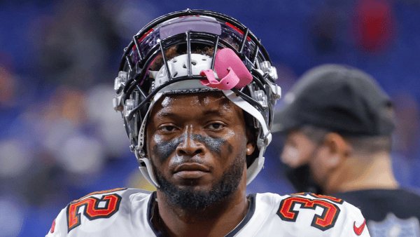 nfl-suspends-mike-edwards-3-games-violating-covid-19-protocol