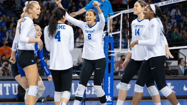 kentucky-volleyball-begins-quest-for-back-to-back-championships-tonight