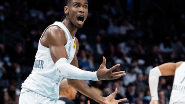 BBNBA-Shai-Gilgeous-Alexander-stands-out-in-another-loss-for-OKC