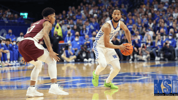 kentucky-leads-mississippi-state-37-24-at-half