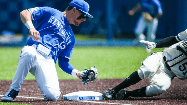 Kentucky-logue-falls-5-3-in-series-finale-against-Vanderbilt
