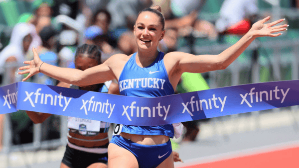 vote-for-abby-steiner-win-the-bowerman-award-kentucky-track