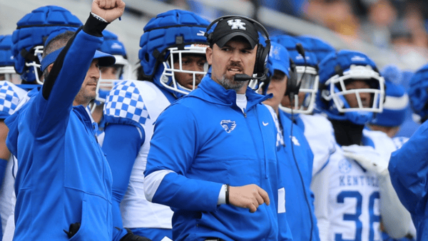 kentucky-defense-special-mix-of-old-young-brad-white