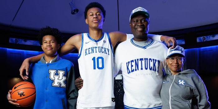 Baba Oladotun on his Kentucky Visit (Photo: UK Athletics)