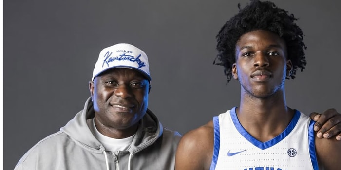 Obinna Ekezie on Kentucky visit (Photo: UK Athletics)
