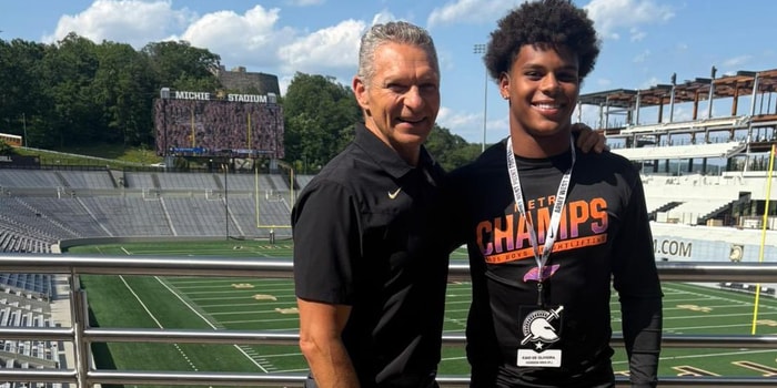 Kaio Oliveira with MonkenA