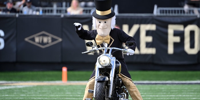 wake forest football virginia