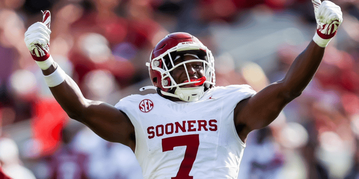Oklahoma Sooners linebacker Sammy Omosigho