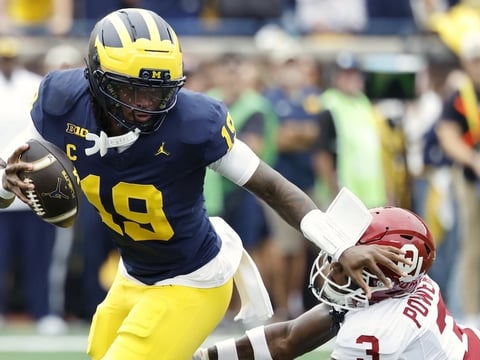 Kyle Whittingham notes Bryce Underwood's improvement at halftime of Michigan-Oklahoma Rick Osentoski-Imagn Images