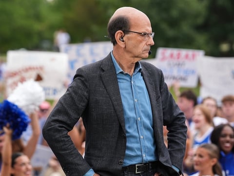2026-09-12T181716Z_752646535_MT1USATODAY29801362_RTRMADP_3_ANALYST-AND-RADIO-SHOW-HOST-PAUL-FINEBAUM-DURING-THE-SEC (1) (1)