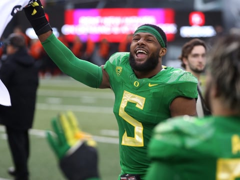 Kayvon Thibodeaux committed to Nick Saban but the CaliFlock movement sealed it for Oregon