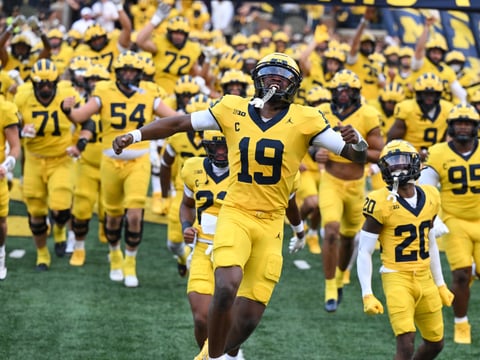 Bryce Underwood Michigan tunnel banner