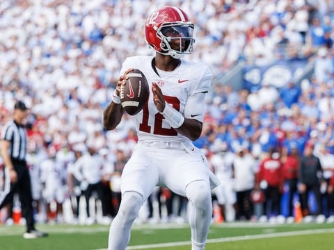 2026-09-12T214858Z_1410094455_MT1USATODAY29804054_RTRMADP_3_NCAA-FOOTBALL-ALABAMA-AT-KENTUCKY (1)