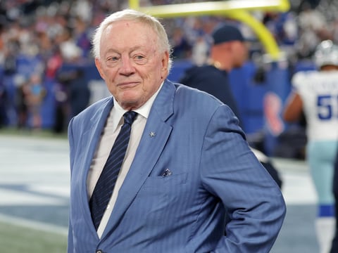 On3 - jerry-jones-cowboys-commanders - hookly