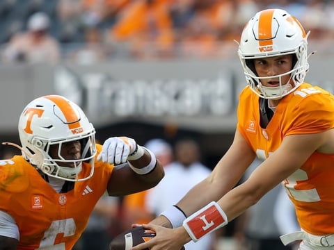 2026-09-05T230648Z_502809843_MT1USATODAY29751092_RTRMADP_3_NCAA-FOOTBALL-FURMAN-AT-TENNESSEE (1)