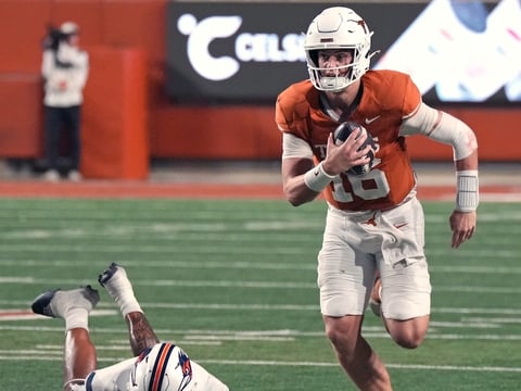 2026-09-20T033914Z_458211620_MT1USATODAY29868733_RTRMADP_3_NCAA-FOOTBALL-TEXAS-SAN-ANTONIO-AT-TEXAS (1)