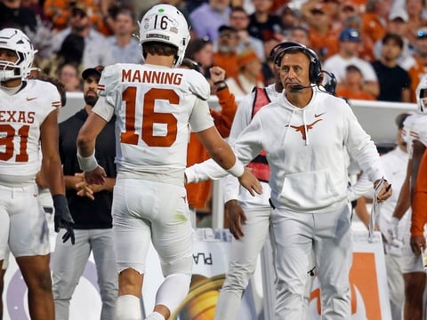 2025-10-26T004524Z_1173476409_MT1USATODAY27421114_RTRMADP_3_NCAA-FOOTBALL-TEXAS-AT-MISSISSIPPI-STATE (1)