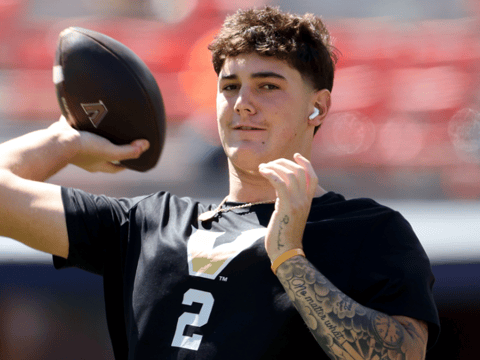 Vanderbilt QB Jared Curtis