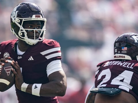2026-10-03T182536Z_146054634_MT1USATODAY29986457_RTRMADP_3_MISSISSIPPI-STATE-QUARTERBACK-KAMARIO-TAYLOR-1-LOOKS-TO (1)