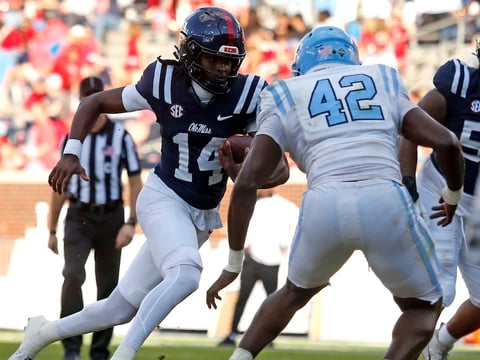 2025-11-08T213215Z_1386891591_MT1USATODAY27537394_RTRMADP_3_NCAA-FOOTBALL-THE-CITADEL-AT-MISSISSIPPI (1)