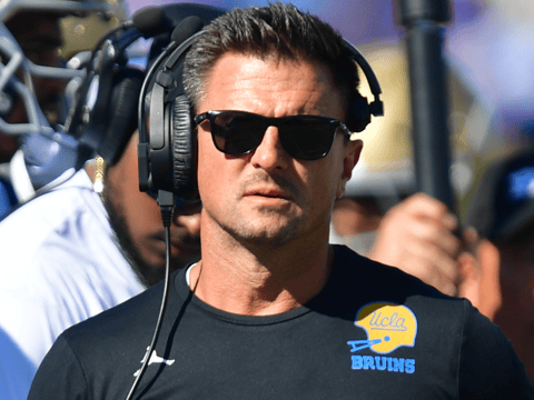 UCLA HC Bob Chesney