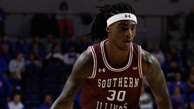 Southern Illinois guard Kennard Davis