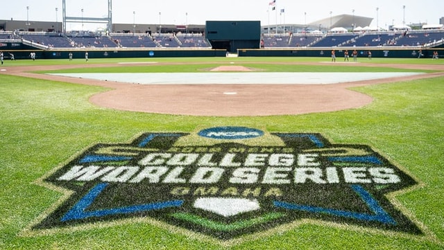 LSU has a chance to beat Coastal Carolina and win the CWS Championship on Sunday (Photo: Dylan Widger-USA TODAY Sports)