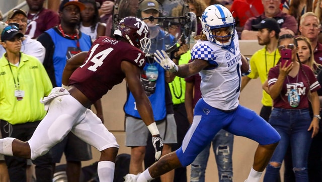 Copy of Copy of four-star-julian-phillips-discusses-recruitment-official-visits (34)