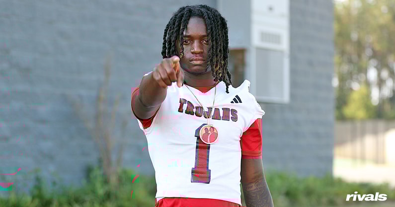 Traeviss Stevenson 6 copy 1.jpg